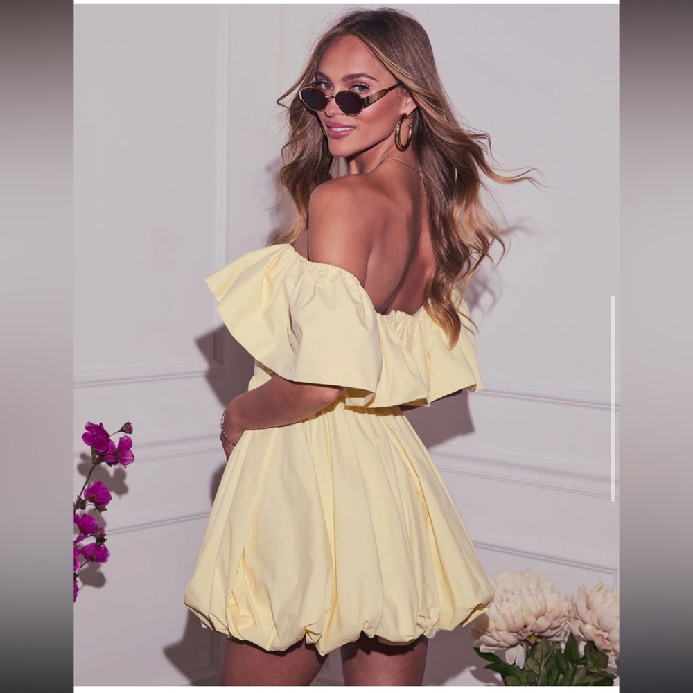 VICI women’s yellow dress NWT size M